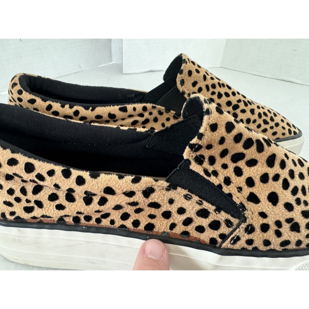 RESTRICTED Sneakers Womens Size 8 CHEETAH PRINT CHUNKY SLIP ON - Picture 2 of 16